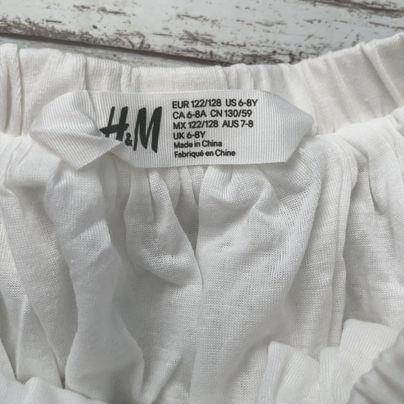 NEW H&M White Lace Top and Skirt Set US 6-8 Girls - Picture 6 of 8
